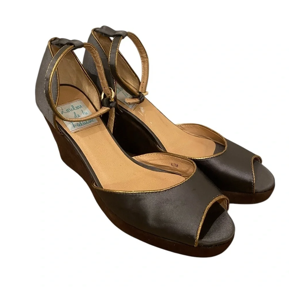 Lou Lou De La Falaise Womens Satin Grey Peep Toe Wedge Heels